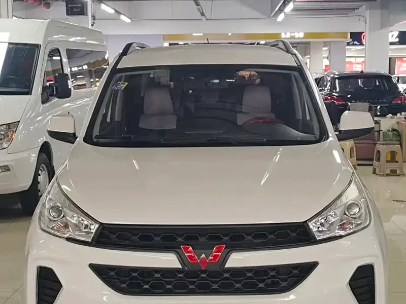 Wuling Hongguang S3, 2018