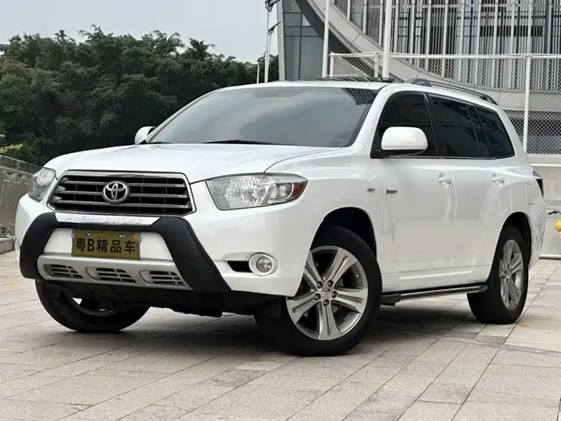 Toyota Highlander, 2011 — фото 1