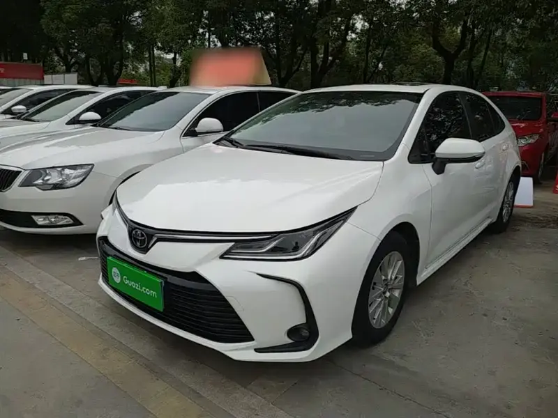 Toyota Corolla, 2022 — фото 1