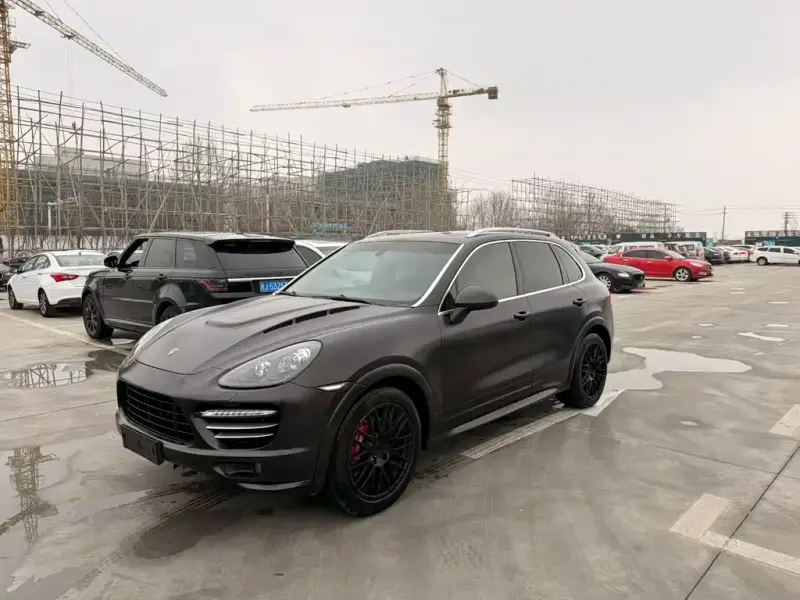 Porsche Cayenne, 2012