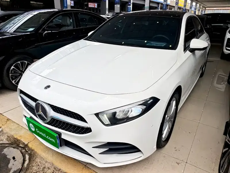Mercedes-Benz A-Class, 2020 — фото 1