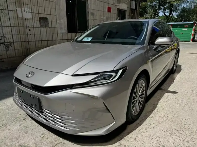 Toyota Camry, 2025