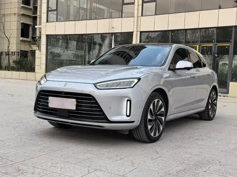 AITO M5, 2022