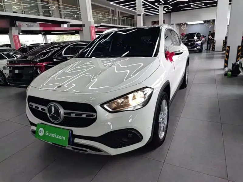 Mercedes-Benz GLA, 2021 — фото 1