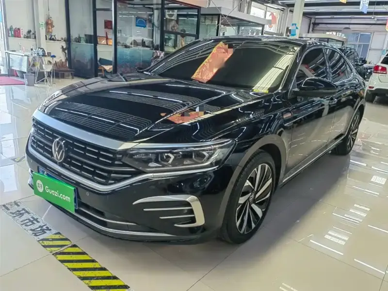 Volkswagen Passat, 2023