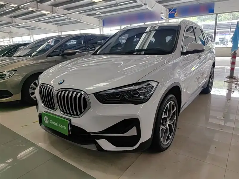 BMW X1, 2022 — фото 1