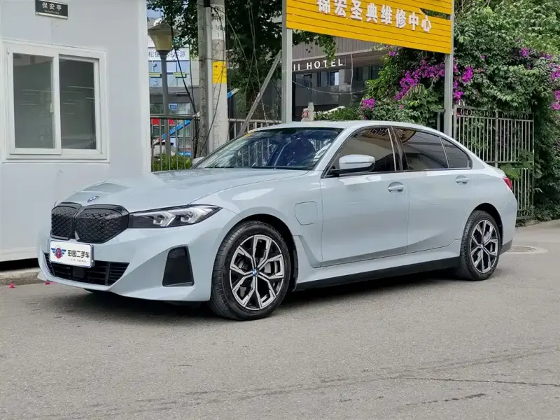 BMW i3, 2024