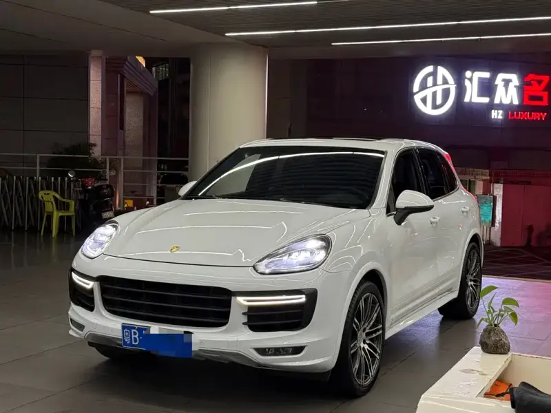 Porsche Cayenne, 2016