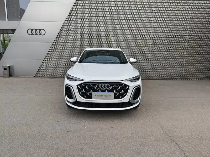 Audi Q5L, 2025 — фото 1