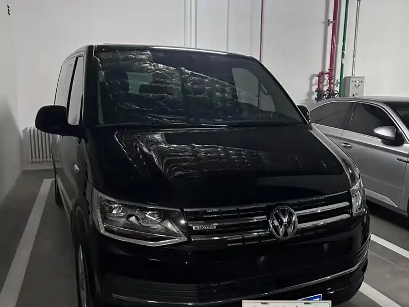 Volkswagen Multivan, 2016 — фото 1
