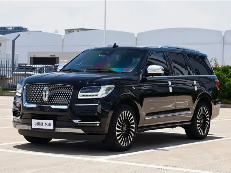Lincoln Navigator, 2022 — фото 1