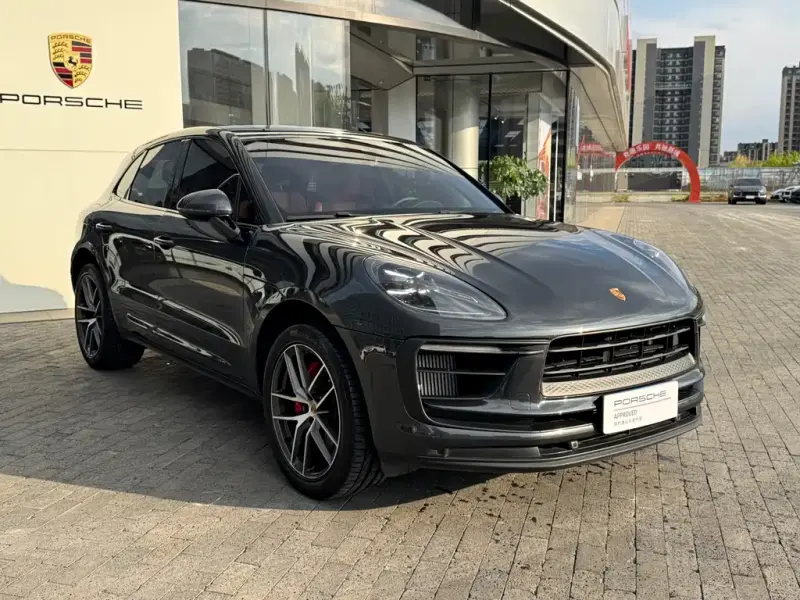 Porsche Macan, 2025