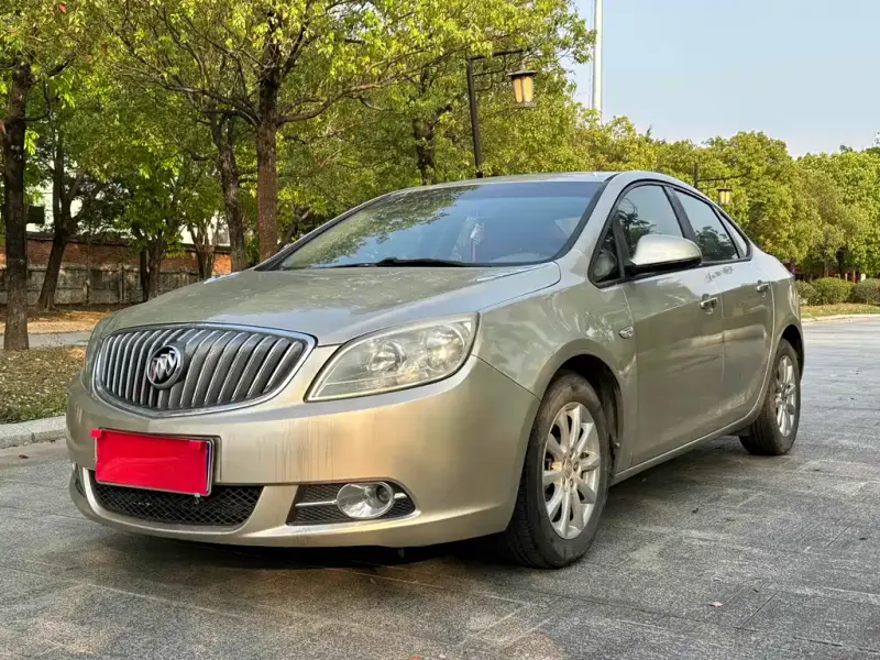 Buick Excelle, 2015