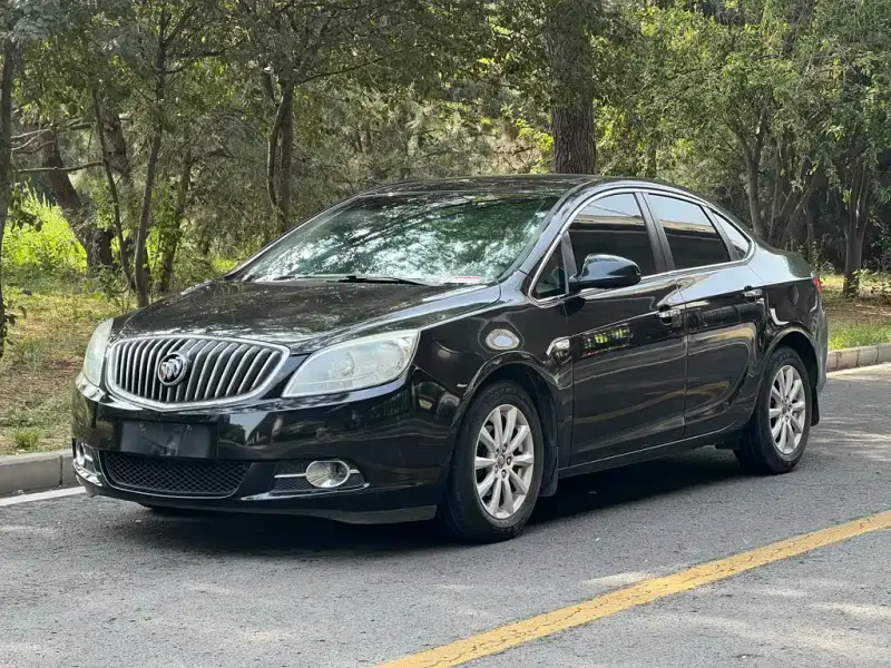 Buick Excelle, 2015