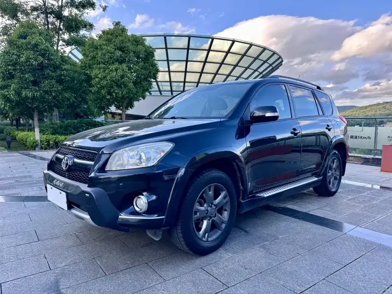 Toyota RAV4, 2012