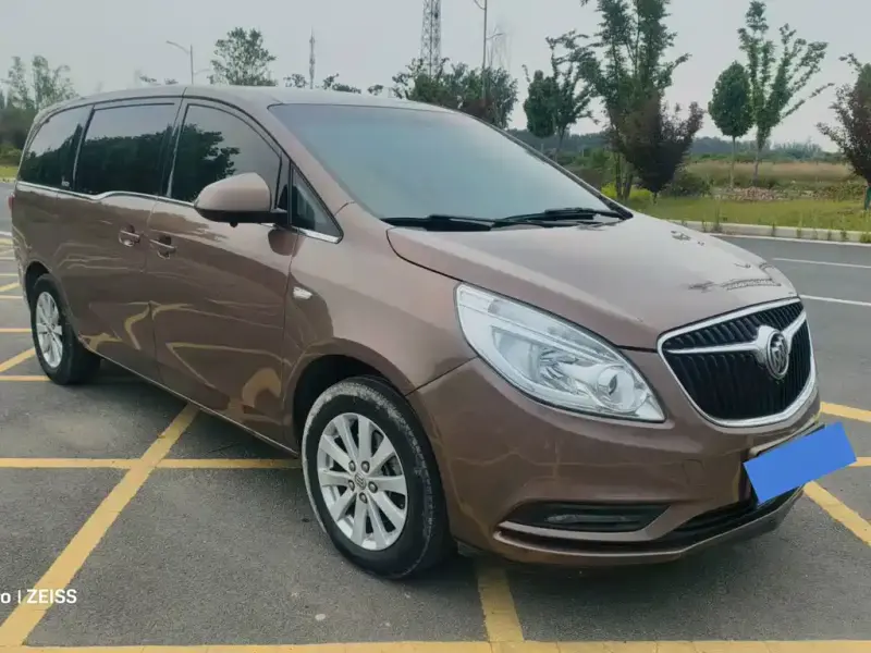 Buick GL8, 2019
