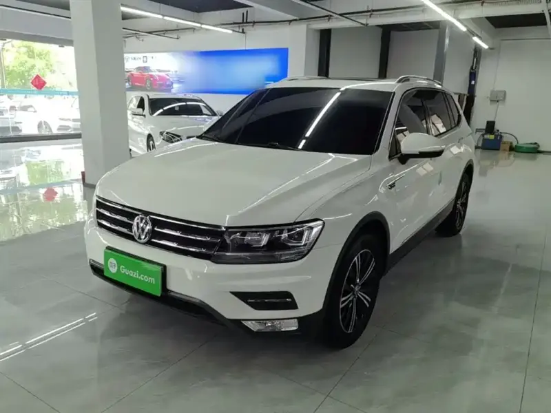 Volkswagen Tiguan L, 2020