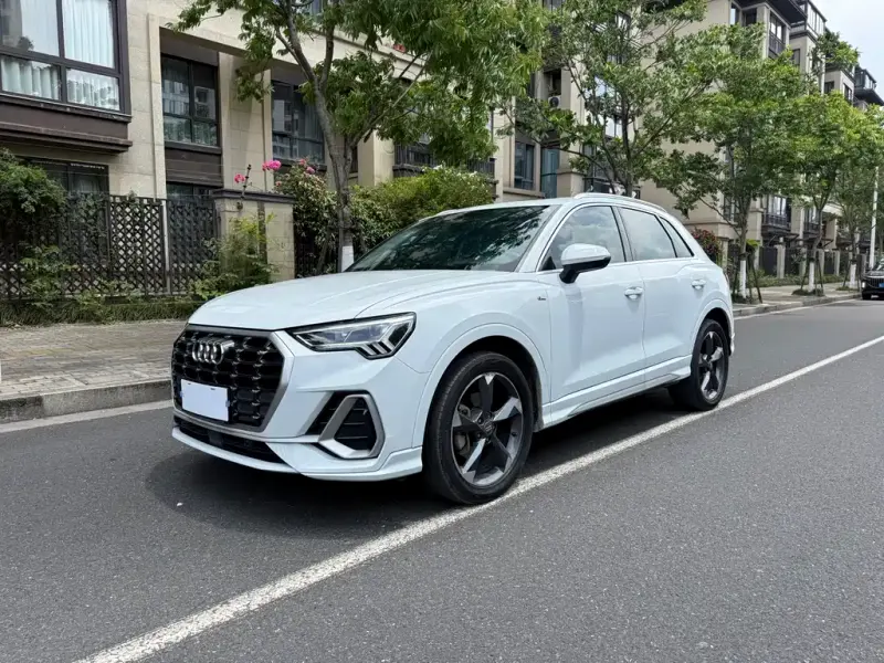 Audi Q3, 2019