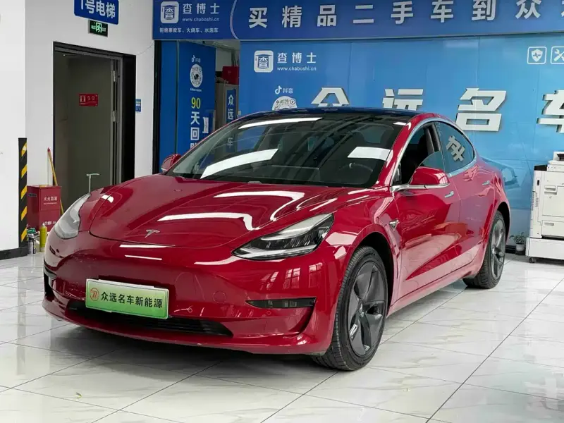Tesla Model 3, 2020