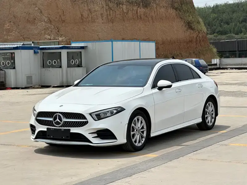 Mercedes-Benz A-Class, 2021 — фото 1