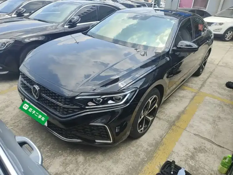 Volkswagen Passat, 2023