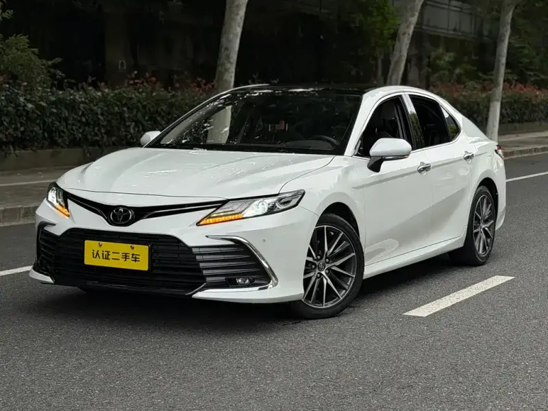 Toyota Camry, 2023