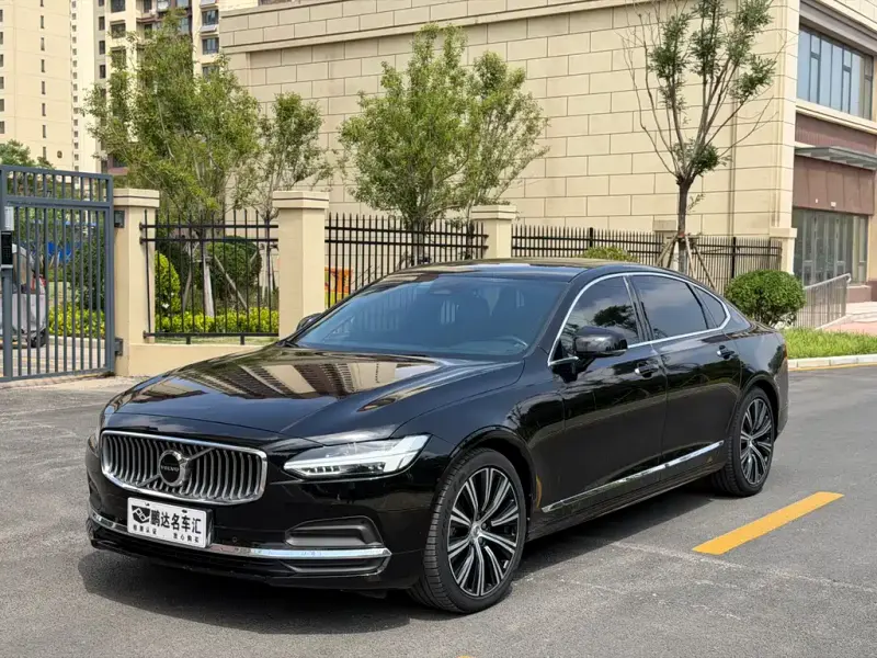 Volvo S90, 2022
