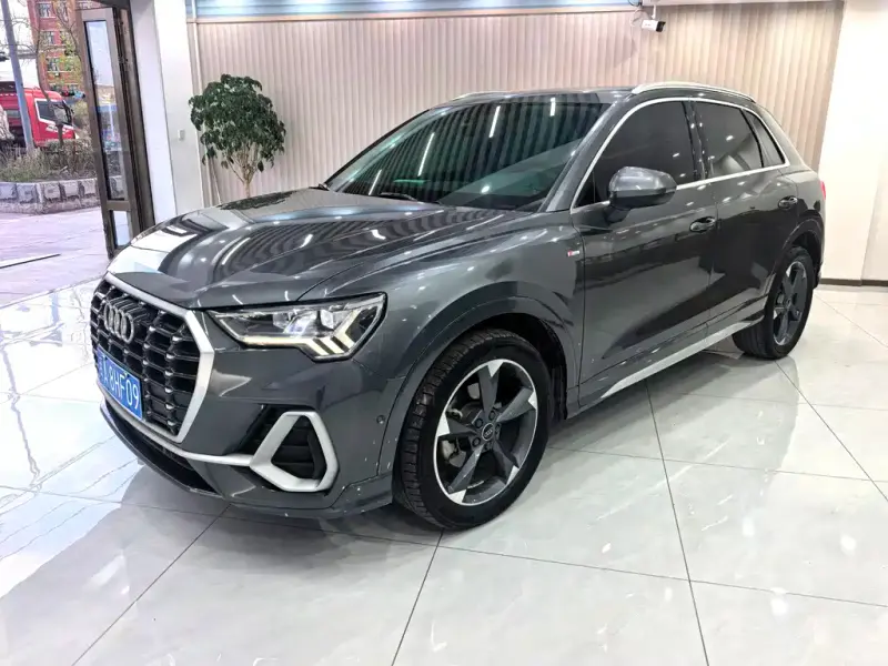 Audi Q3, 2023