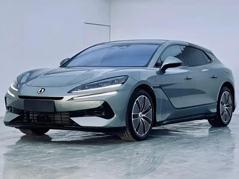 Denza Z9GT, 2025