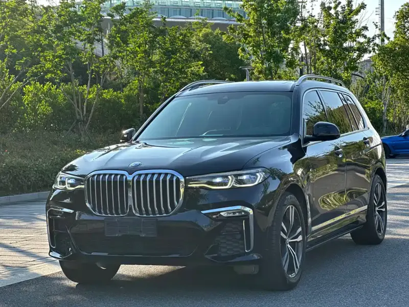 BMW X7, 2021