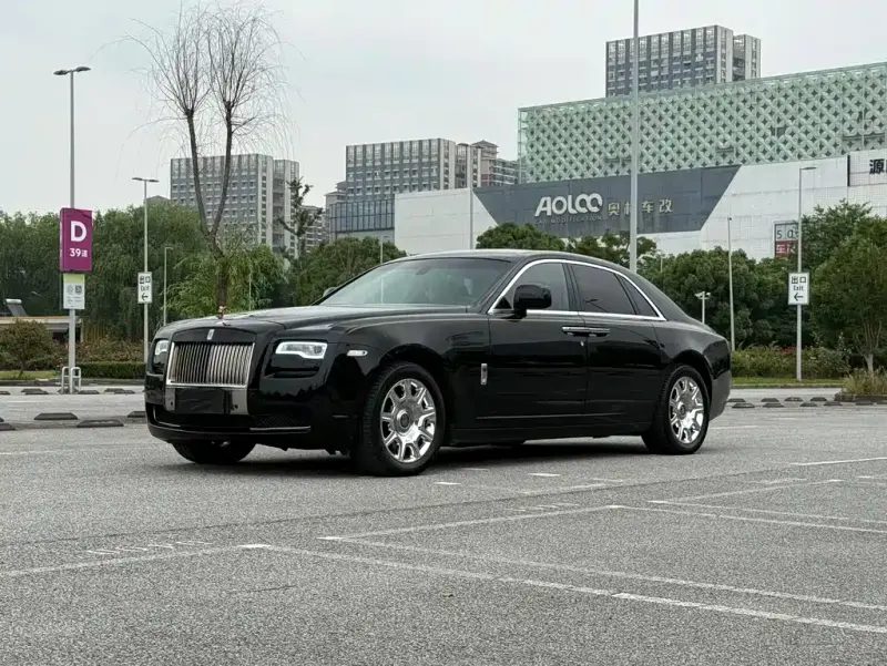 Rolls-Royce Ghost, 2011