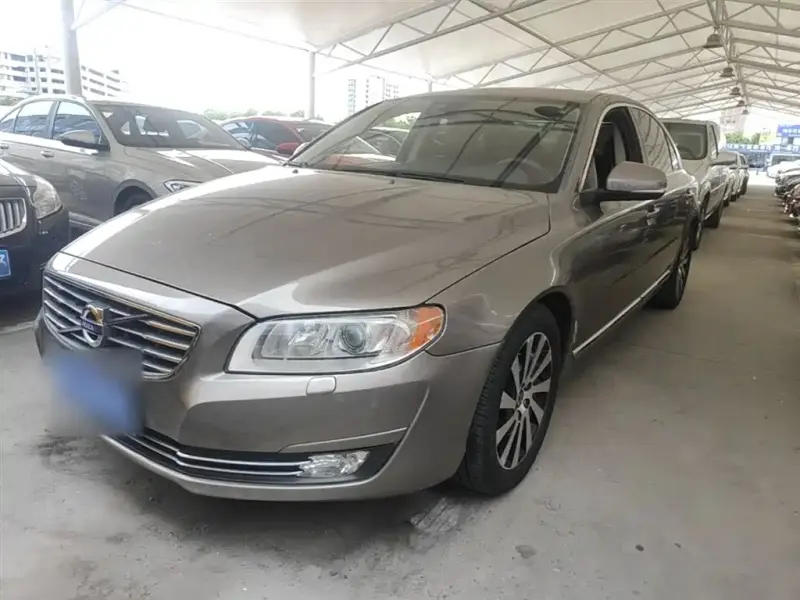Volvo S80L, 2015