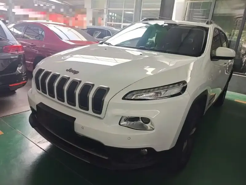 Jeep Cherokee, 2016