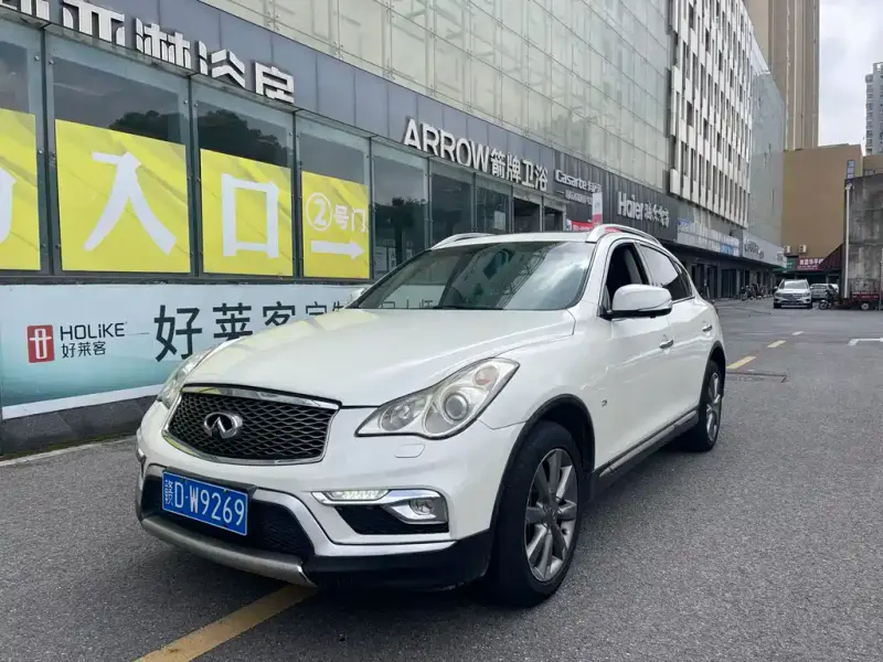 Infiniti QX50, 2016