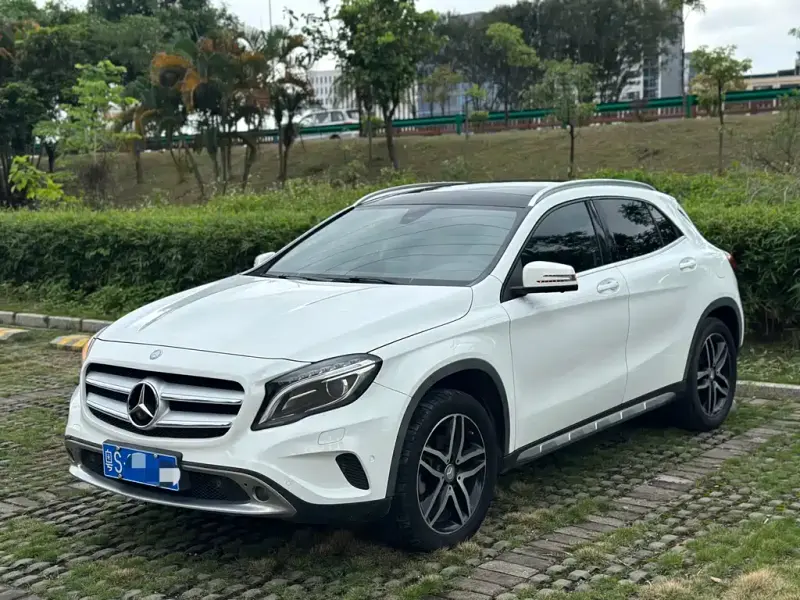 Mercedes-Benz GLA, 2016 — фото 1