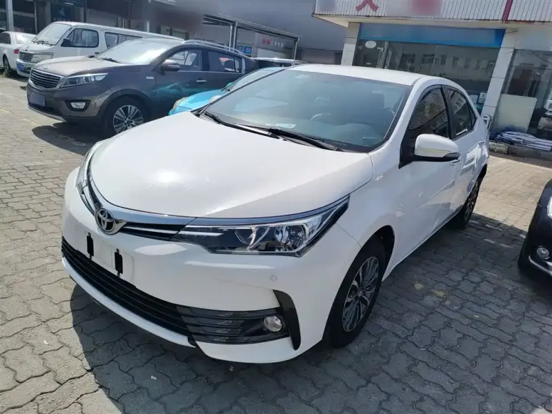 Toyota Corolla, 2019 — фото 1