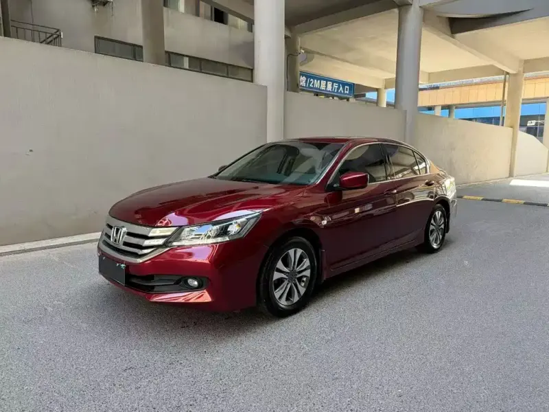 Honda Accord, 2015