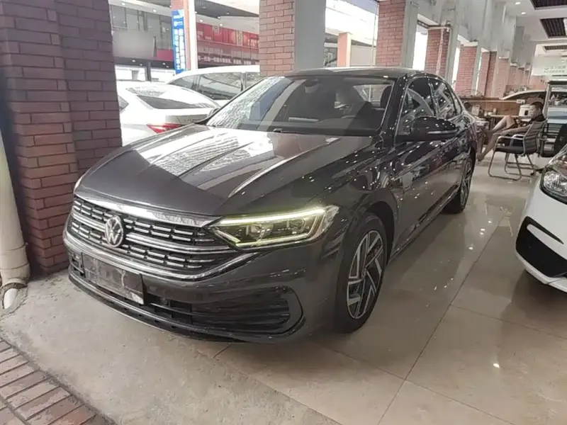 Volkswagen Sagitar, 2023