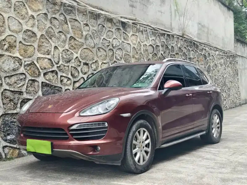 Porsche Cayenne, 2012