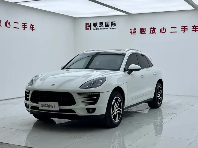 Porsche Macan, 2014