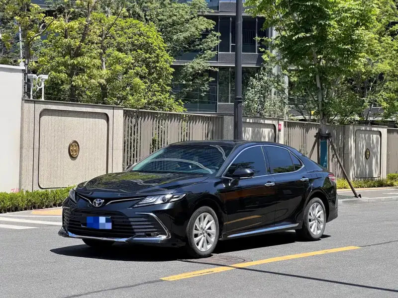 Toyota Camry, 2023