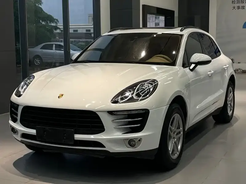 Porsche Macan, 2016