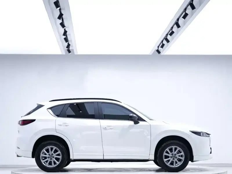 Mazda CX-5, 2023