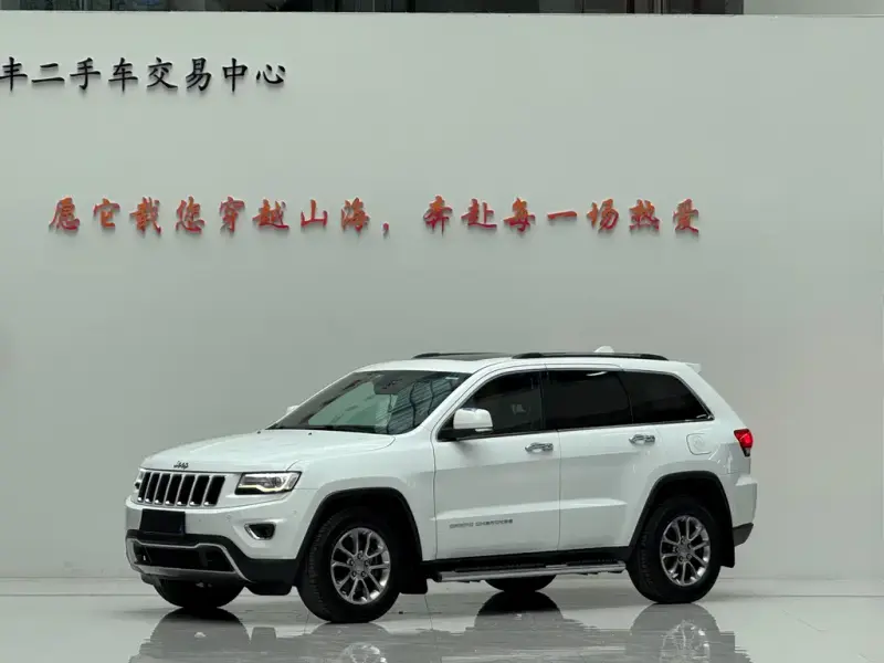 Jeep Grand Cherokee (Import), 2016