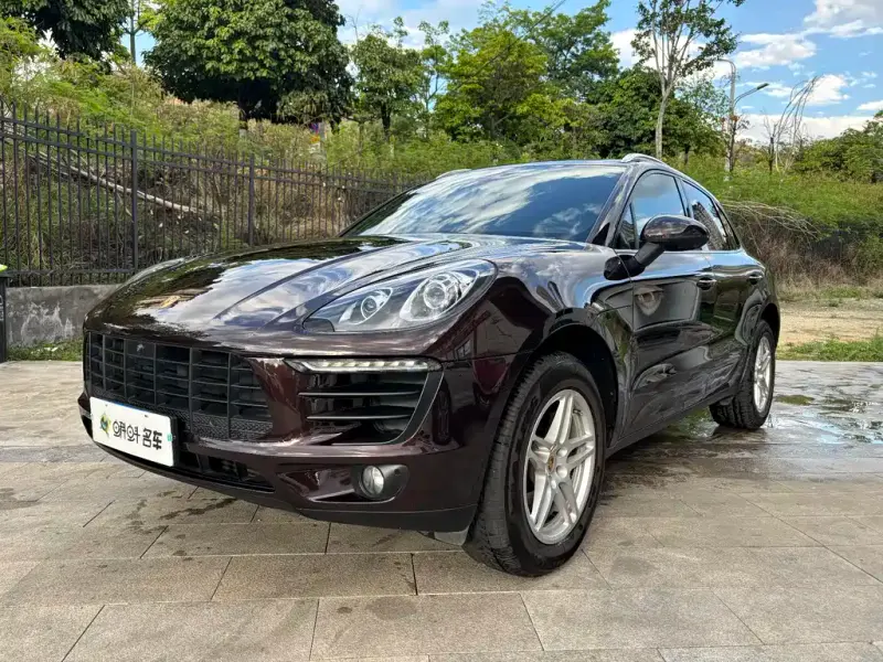 Porsche Macan, 2016