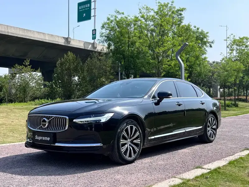 Volvo S90, 2023