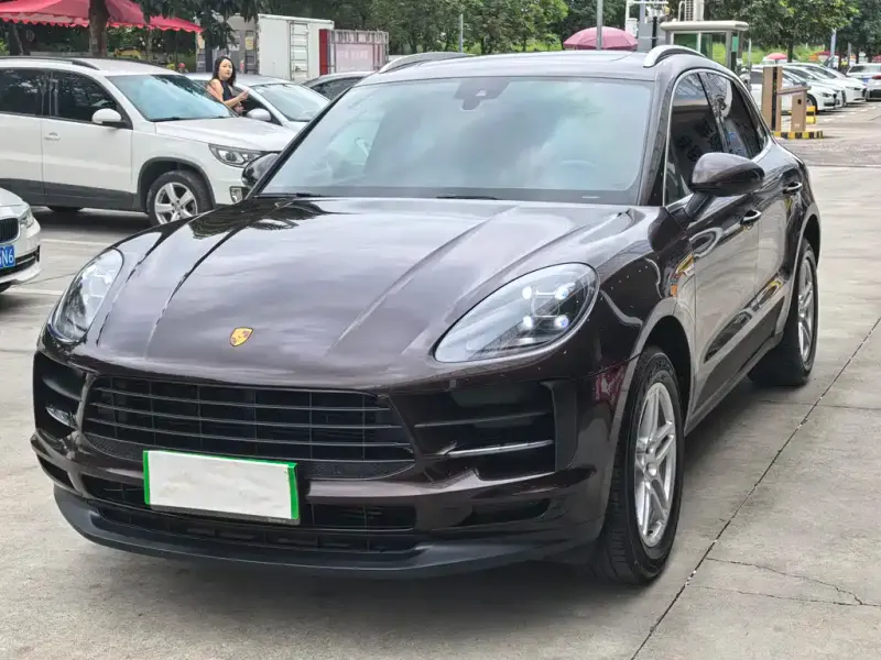 Porsche Macan, 2022