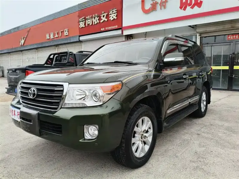 Toyota Land Cruiser, 2015