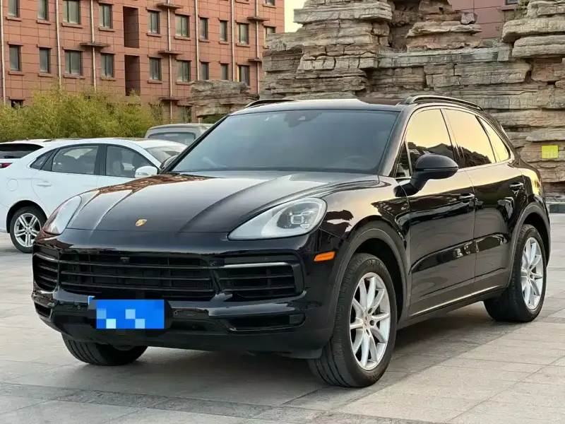 Porsche Cayenne, 2022