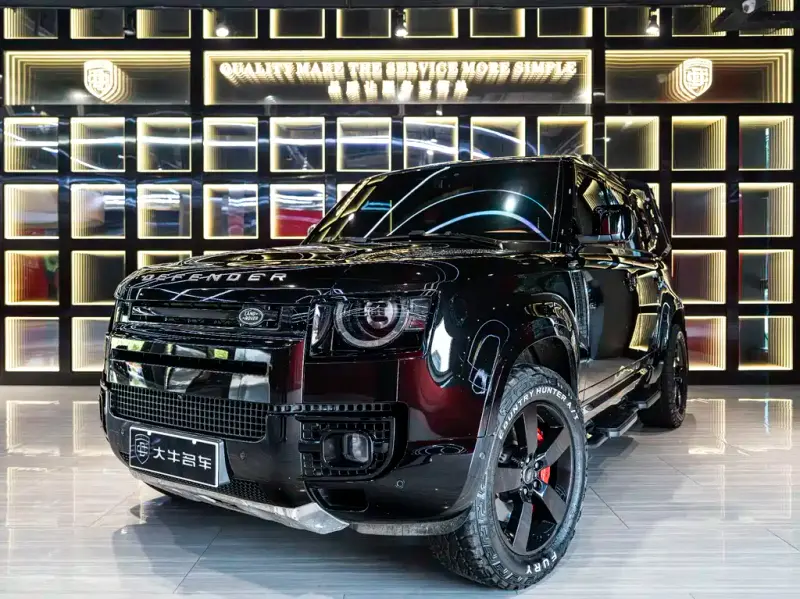 Land Rover Defender, 2024